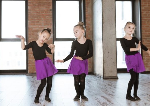 Top Dance Classes For Children in Sector 13, Vasundhara